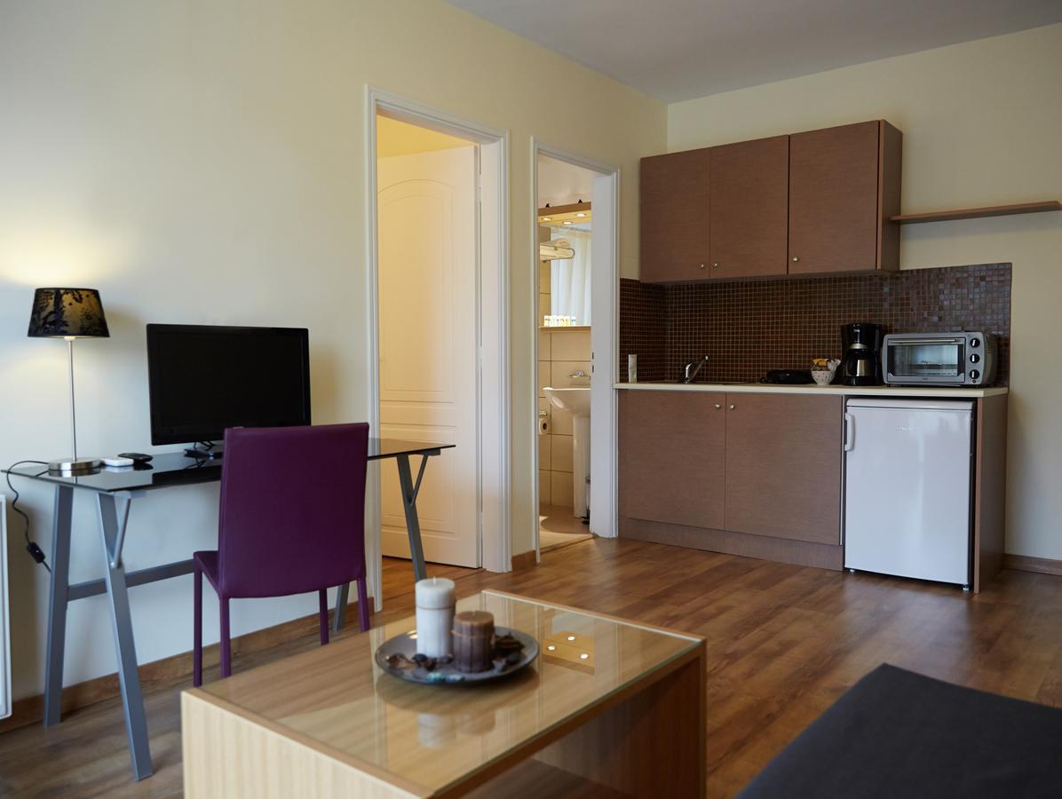 Athens Habitat Studios Luaran gambar
